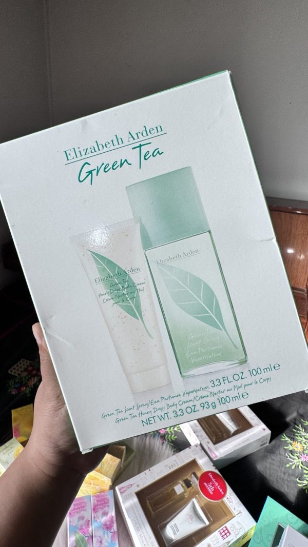 Elizabeth Arden green tea Set (100ml EDT + 100ml honey drop body cream)